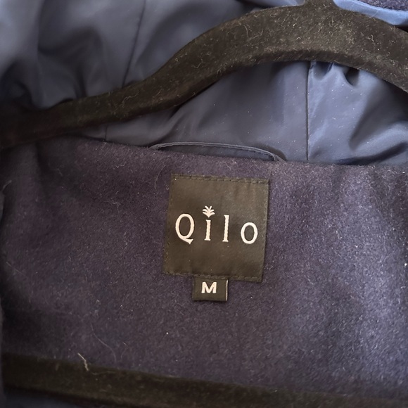 Preppy Qilo Poly-Wool Navy and Gray Colorblock Coach Jacket - Picture 3 of 5